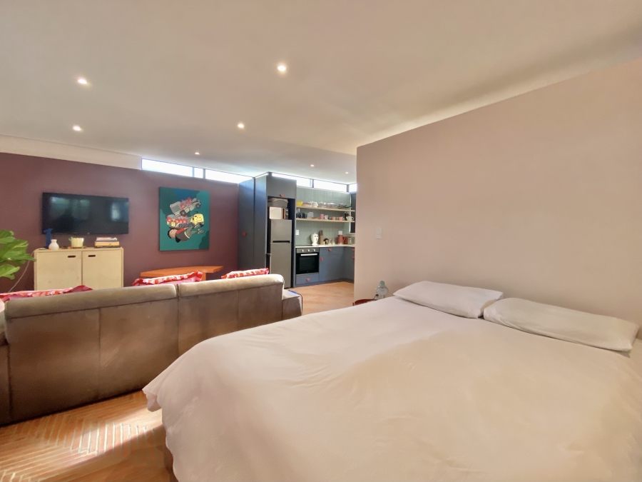 To Let 1 Bedroom Property for Rent in Tamboerskloof Western Cape